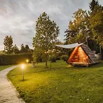 럭셔리텐트 Glamping Bizjak 프레드보르