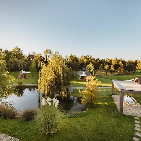 Οργανωμένο κάμπινγκ Glamping Bizjak