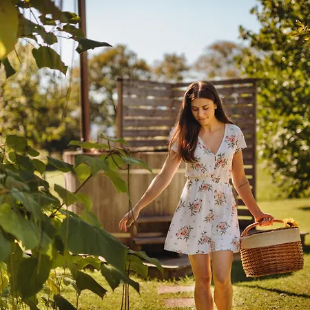 Glamping Bizjak Luxusní stan