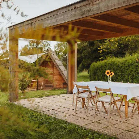 Οργανωμένο κάμπινγκ Glamping Bizjak *