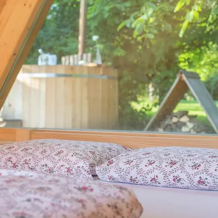 Glamping Bizjak Luksustelt Preddvor